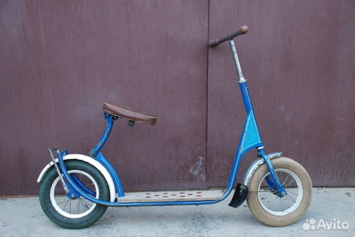 Немецкий ретро самокат