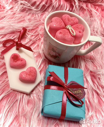 Набор (парфюмированное мыло, маски, бальзам)