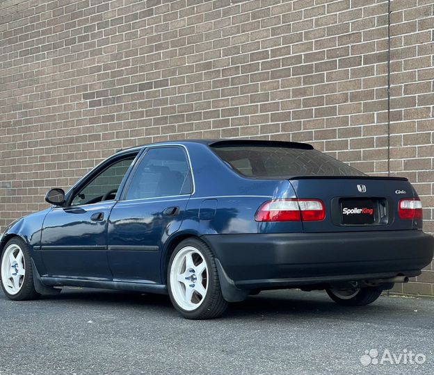 Козырек заднего стекла Honda Civic 5 91-97