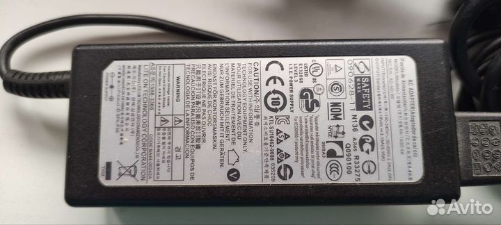 Зарядное устройство ноутбука Samsung PA-1600-66