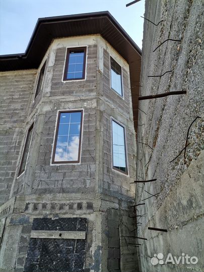 Ламинированые окна со шпросами