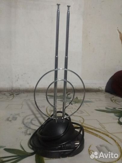 Антенна для тв комнатная