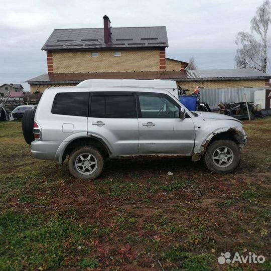 Mitsubishi Montero Pajero 3 по частям