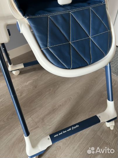 Стульчик для кормления capella