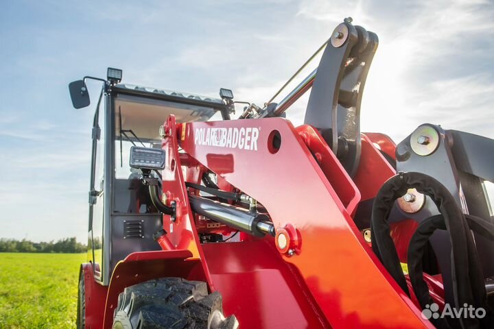 Мини-погрузчик Polar Badger WL50, 2023