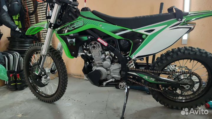 Мотоцикл Эндуро 250 куб.вод.охл