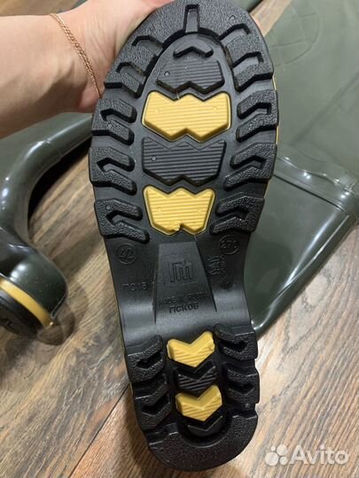 Резиновые сапоги для рыбалки