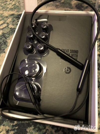 Беспроводные наушники