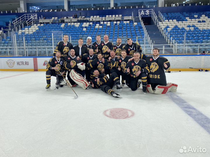 Размещение рекламы на хоккейной форме/флагах