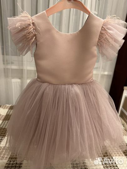 Платье для девочки 104р