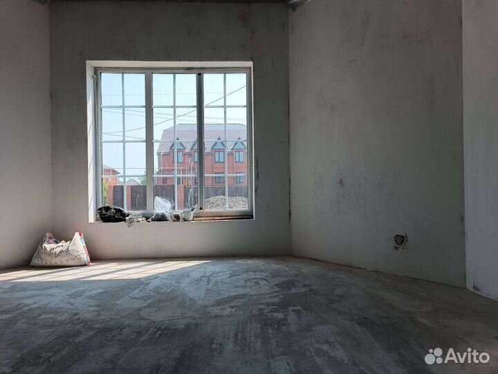 Бригада строителей