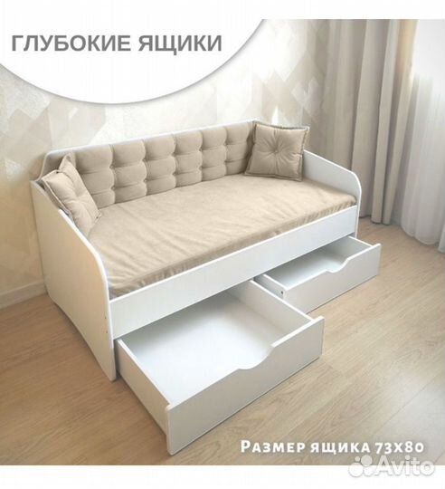 Детская кроватка с матрасом