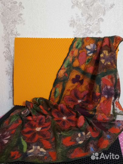 Шарфы и палантины