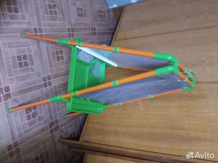 Магнитная доска-мольберт