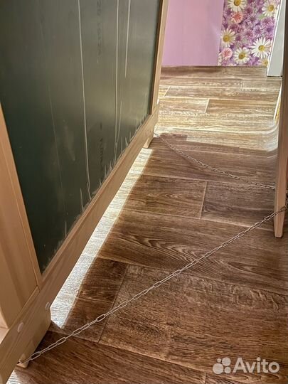 Красивое напольное зеркало