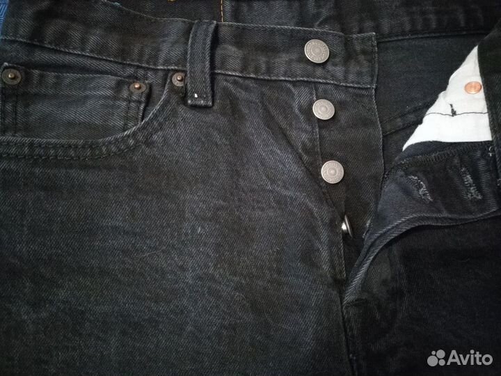 Джинсовые шорты чёрные Levi's 501