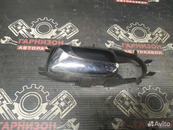 Ручка двери внутренняя Шевроле Лачетти