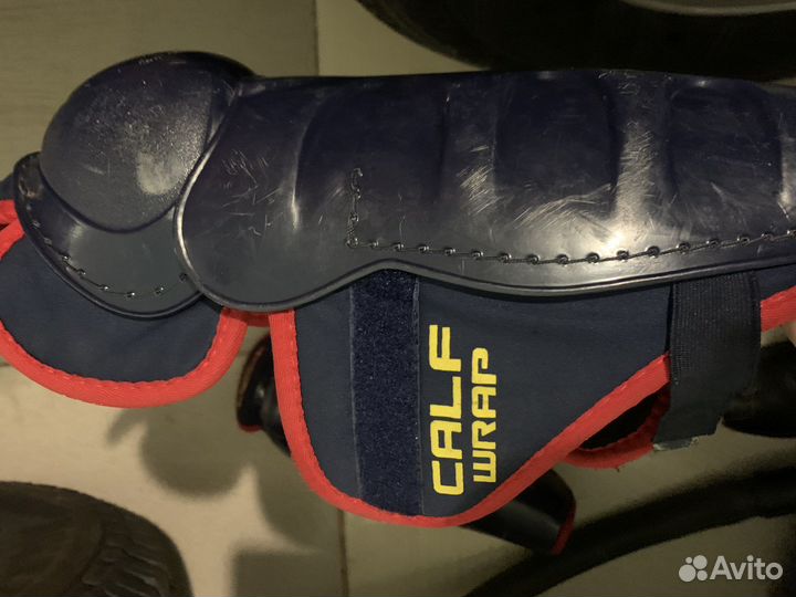 Щитки хоккейные