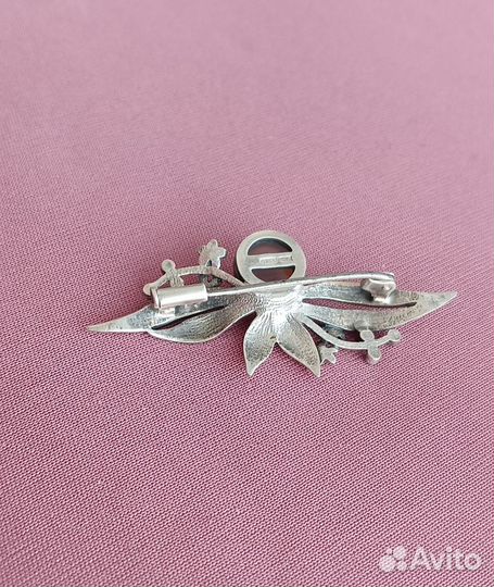 Брошь серебро 925*