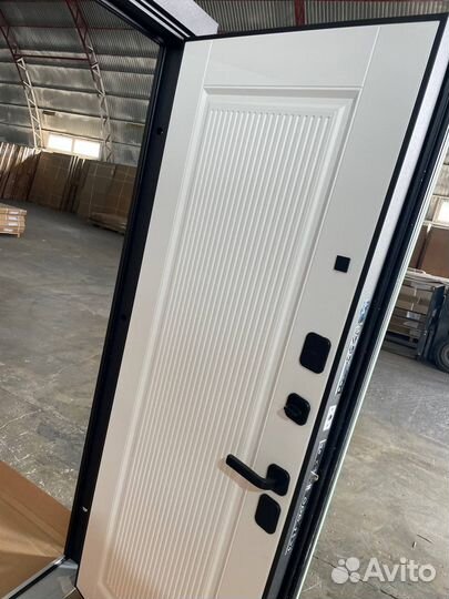 Дверь входная металлическая в Рассрочку