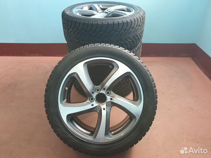 R18 Nokian Tyres Hakkapeliitta R3 245/45, PCD 5x112 DIA 66.6