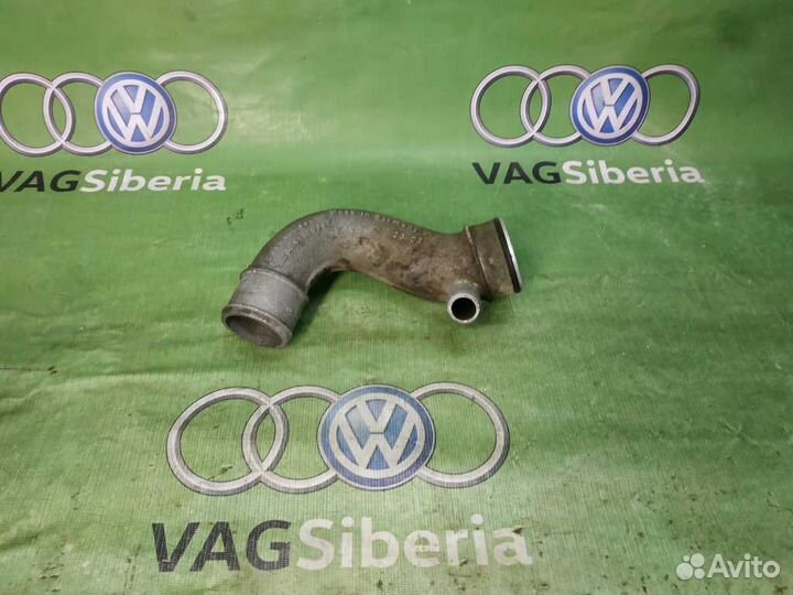 Патрубок интеркулера 7L5145834 porsche cayenne 955