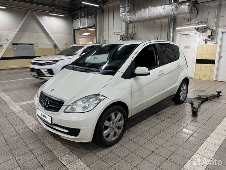 Mercedes-Benz A-класс 1.7 CVT, 2011, 130 000 км