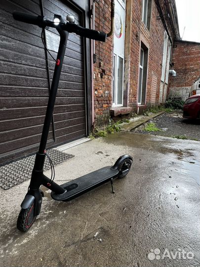 Электро самокат Xiaomi m365 PRO