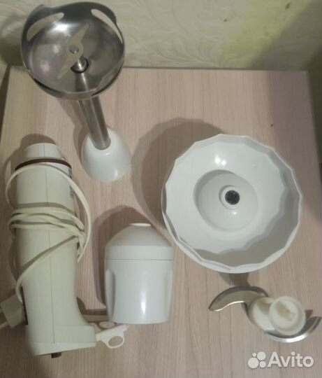 Блендер погружной vitek на запчасти(рабочий)