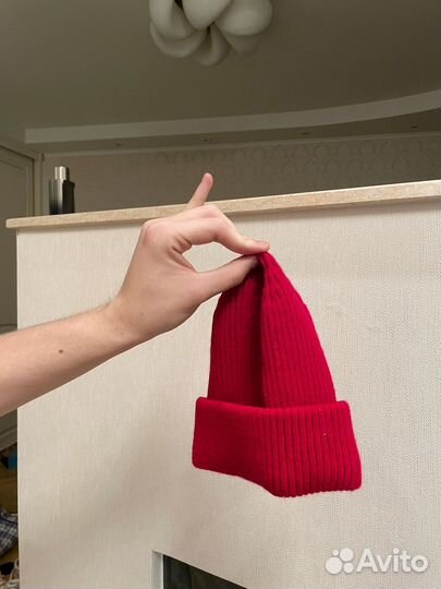 Шапка бини красная