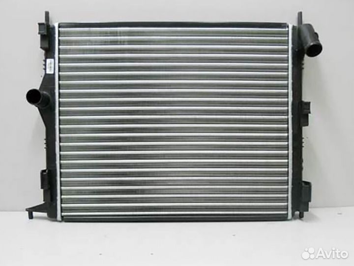 Радиатор охлаждения Ниссан Альмера g15 2012 - нв