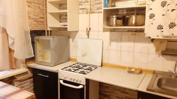 Комната 18 м² в 3-к., 1/2 эт.