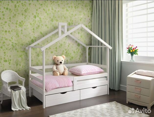 Детская кровать с дизайном в виде терема