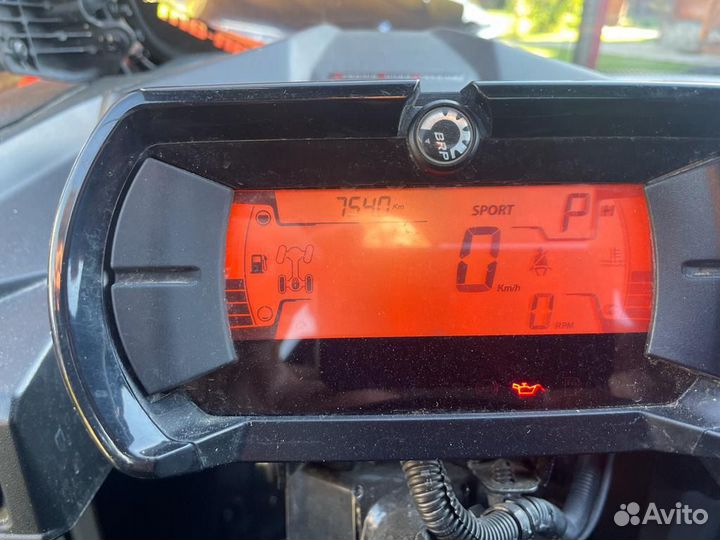 Brp Can-am Maverick 1000R sport