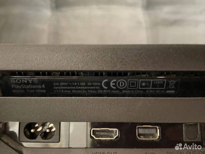 Ps4 pro 500gb ssd + комплект игр и периферии ориг