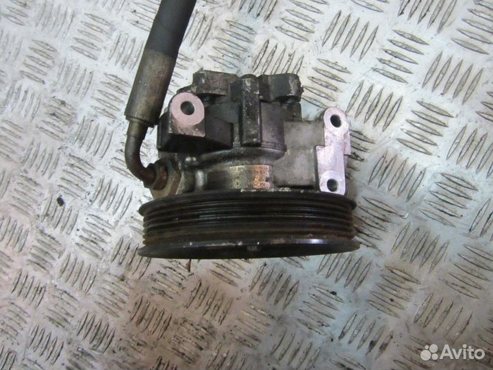 Насос гур для Мерседес Бенц Спринтер Вито 638 2.2