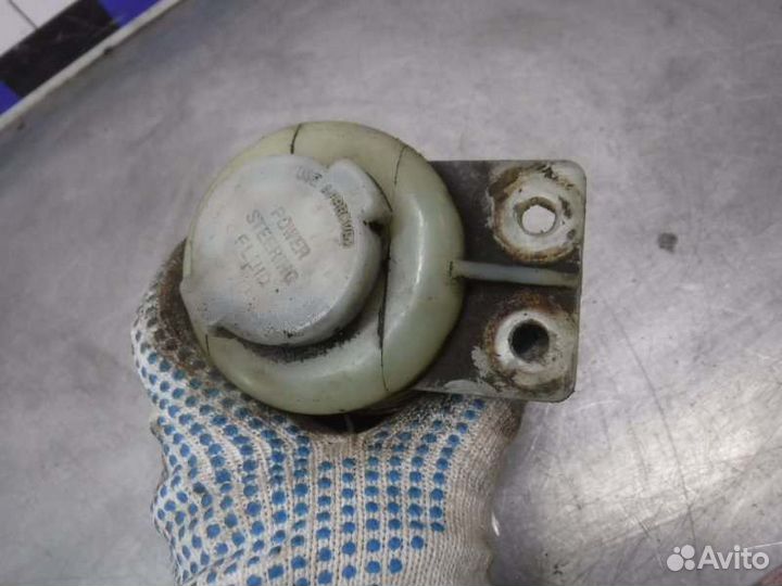 Бачок гидроусилителя Mitsubishi Pajero Sport 2