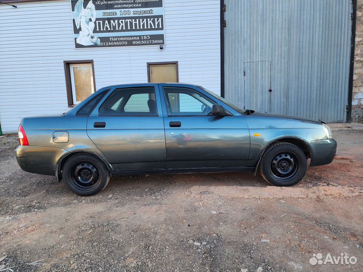 LADA Priora 1.6 МТ, 2010, 200 000 км