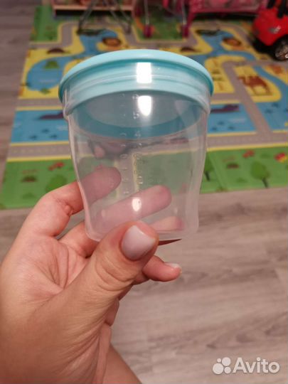 Контейнеры для заморозки грудного молока и еды hb