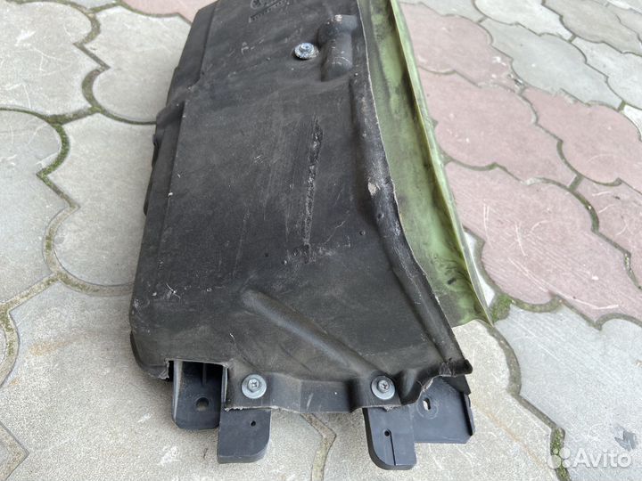 Корпус воздушного фильтра Renault Trafic 2