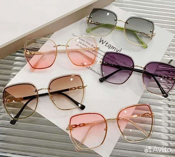 Солнцезащитные очки женские