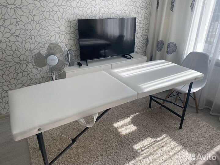 Продам новую кушетку