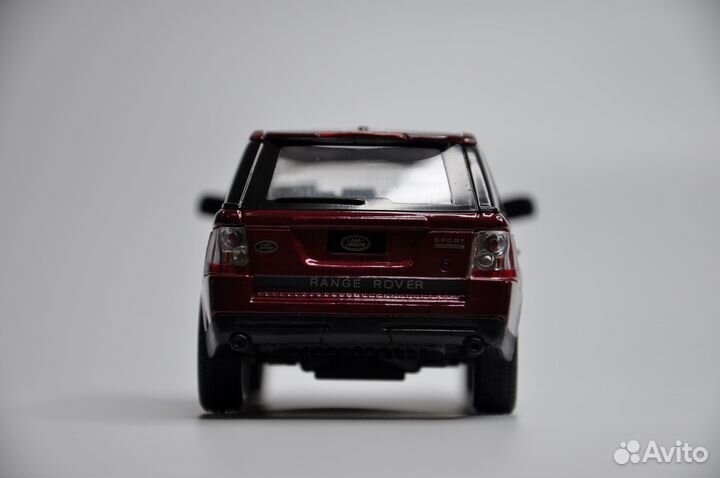 Модель автомобиля Range Rover Sport металл