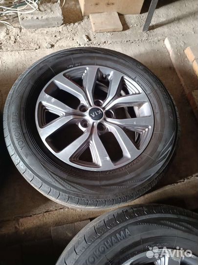 Диски оригинальные R17 kia sportage и резина