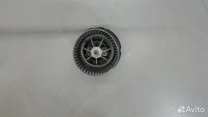 Двигатель отопителя Volkswagen Sharan, 2002