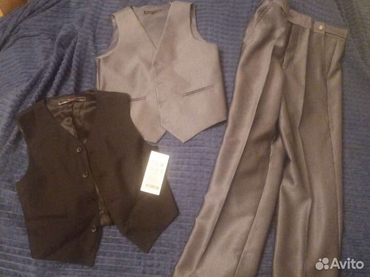 Костюм,жилетка