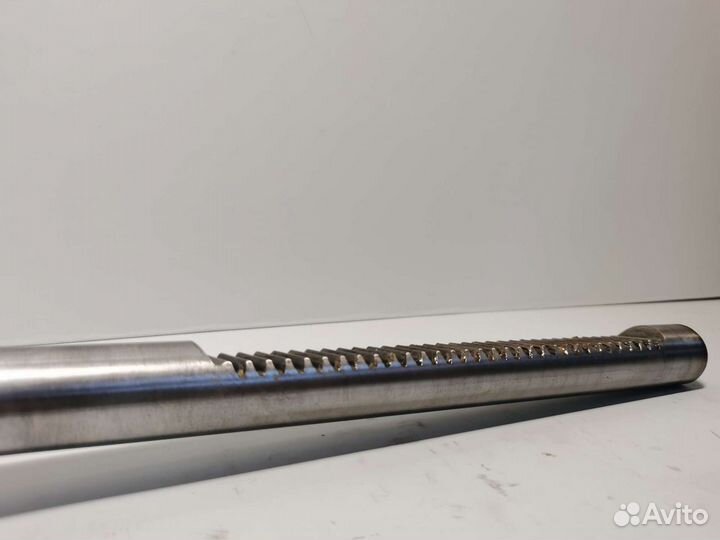 Шток с подшипником рулевой рейки passat CC