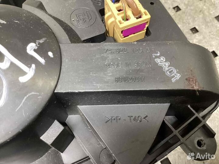 Моторчик печки Volkswagen Passat