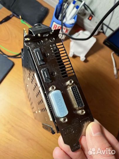 Asus Radeon R9 290, 4Gb