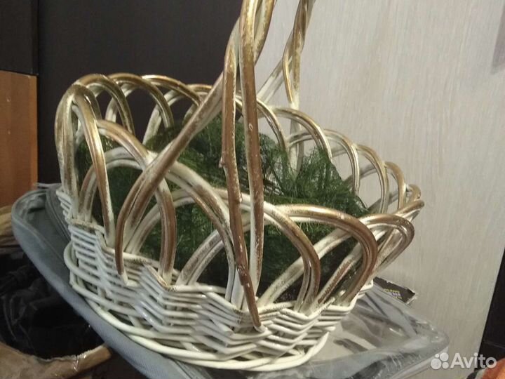 Корзинка декоративная